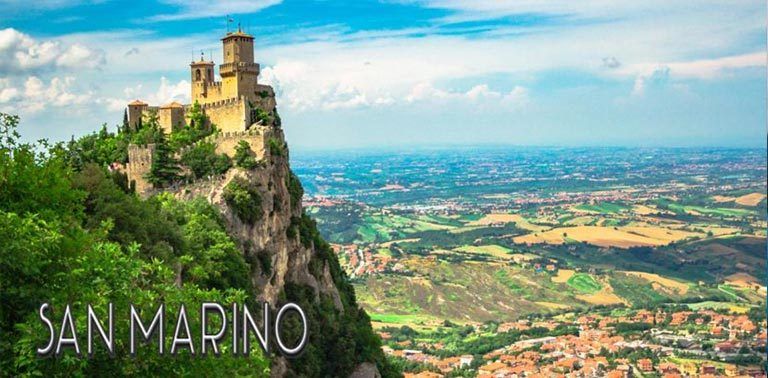 San Marino offers some great options for hiking. Sentiero della Rupe, the Cliff Trail hike takes you up to the San Marino Old Town and fortresses. | FinnsAway Nomad Travelers