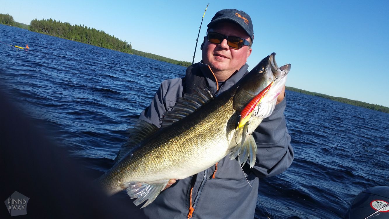 Rokua Geopark and National Park in Finland offers great outdoors around the year. Go hiking, skiing, snowshoeing, fishing or kayaking in the unique nature. | FinnsAway Travel Blog