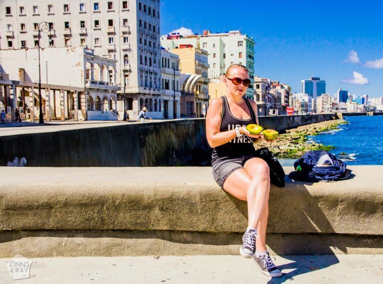 Breakfast in Malecon | Pictures from Havana | FinnsAway Travel Blog