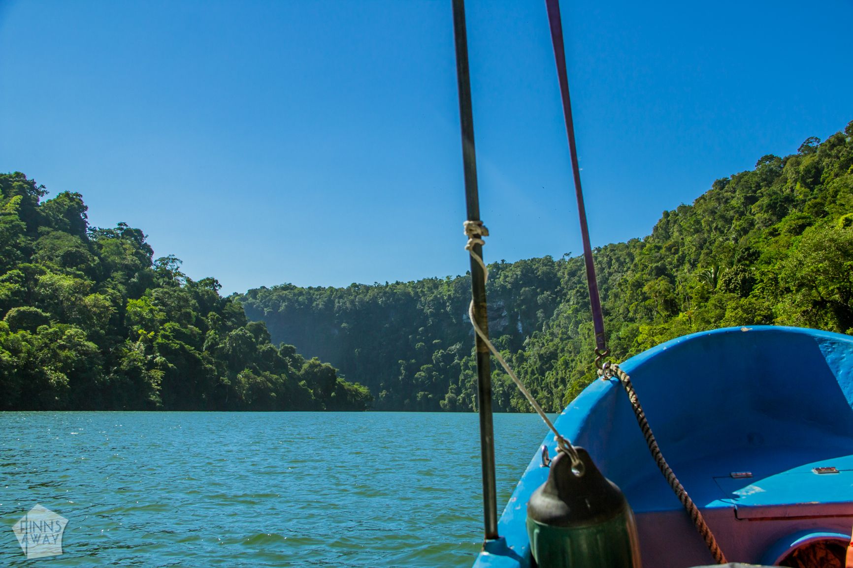 Travel guide to Rio Dulce and Livingston in the Caribbean side of Guatemala | FinnsAway Travel Blog
