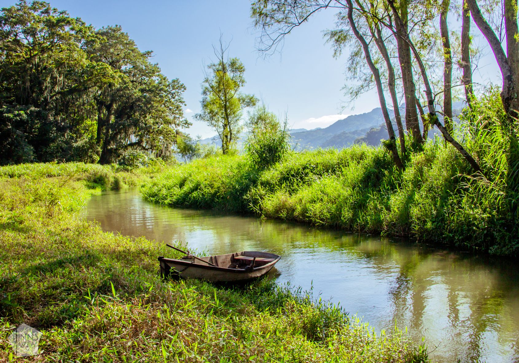 Canal leading to Lago de Yojoa Lake in Honduras | FinnsAway Travel Blog