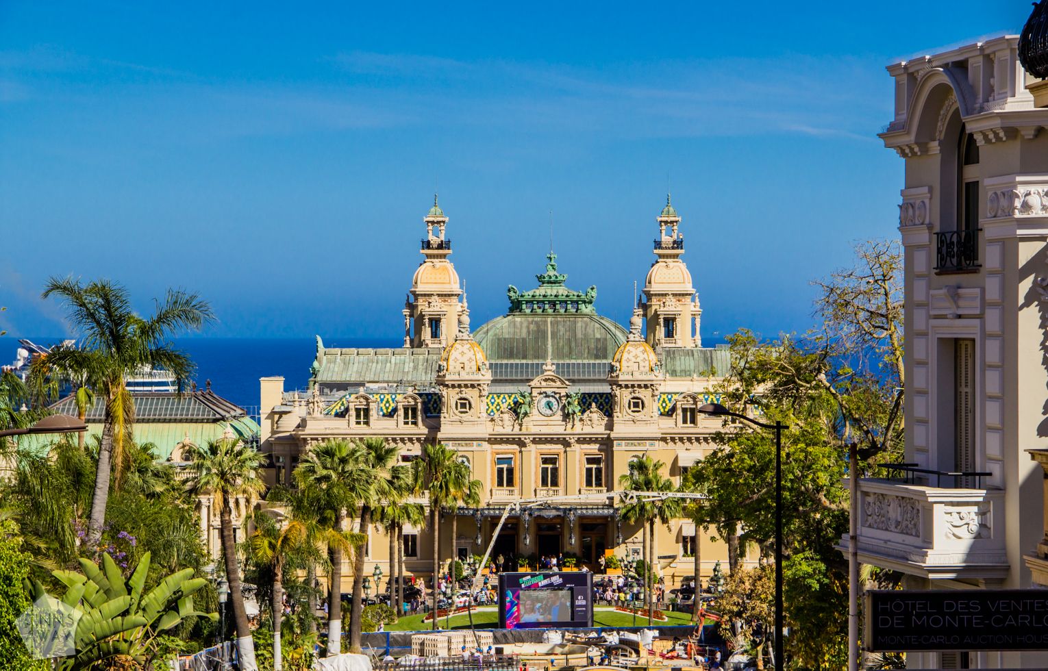Monte Carlo Casino | Introducing the tiny, wealthy and luxurious Monaco in French Riviera. | FinnsAway Travel Blog