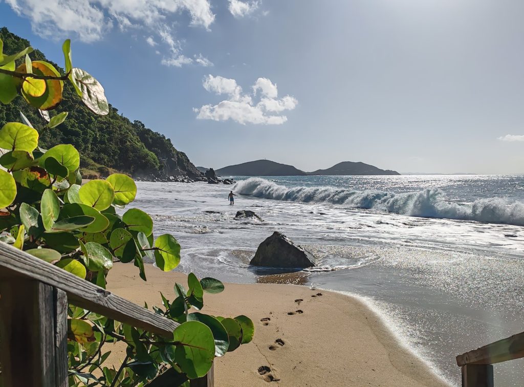 Mountain Trunk Bay | Stunning beaches of Virgin Gorda in the British Virgin Islands | Elämää Nomadina blog
