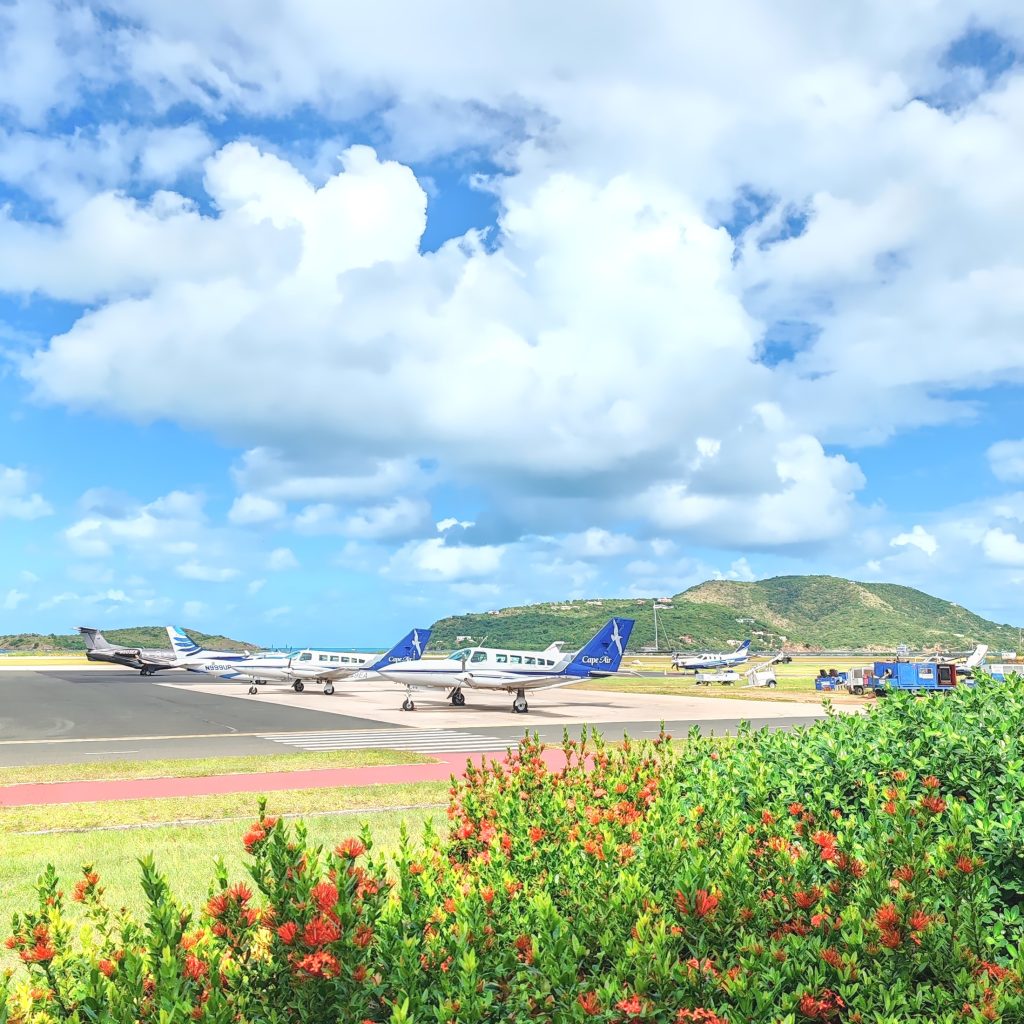 Beef Island airport | Stunning beaches of Virgin Gorda in the British Virgin Islands | Elämää Nomadina blog