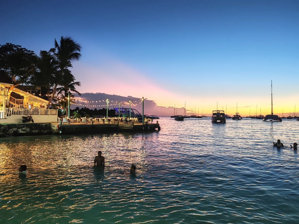 Sunset, Bayahibe | Dominican Republic | Elämää Nomadina