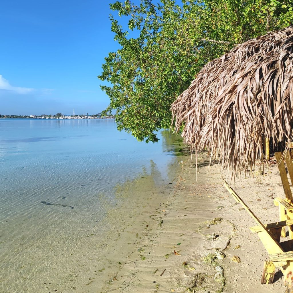 Beach scenery in Boca Chica | Dominican Republic; Boca Chica and Samaná Peninsula | Elámää Nomadina blog