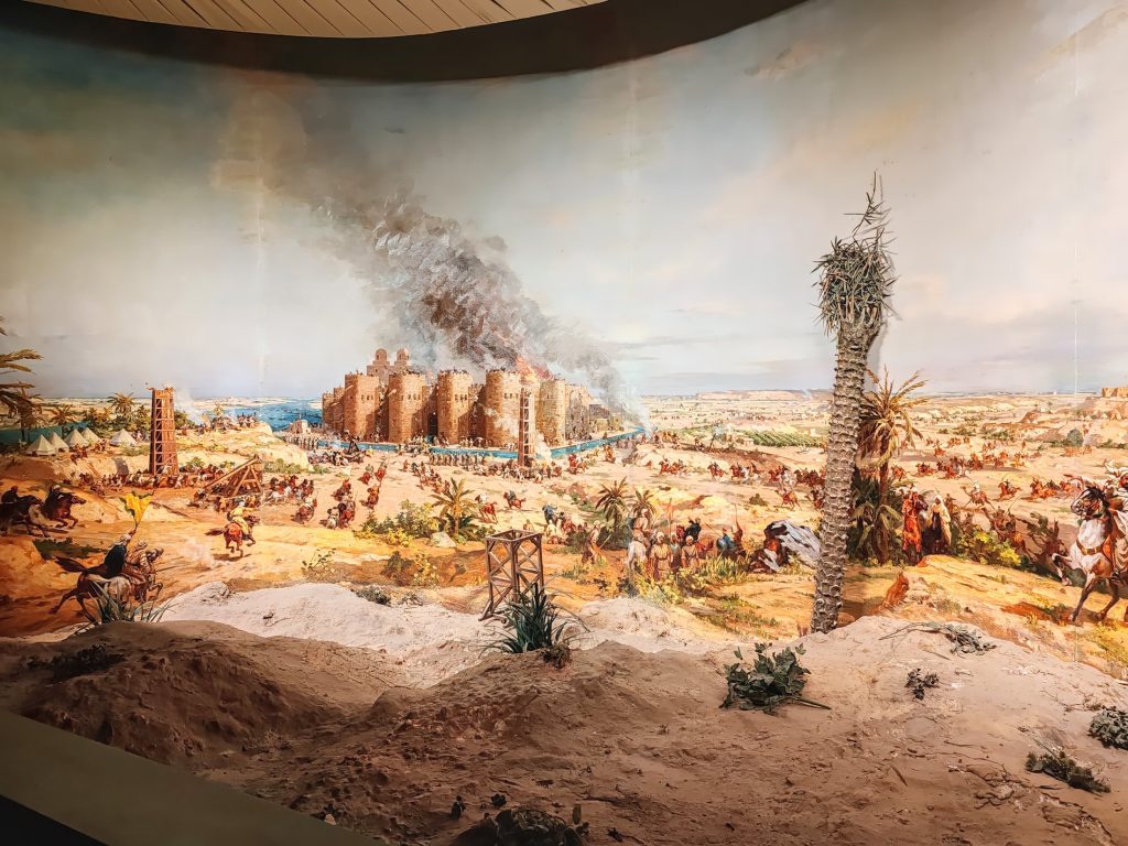 Sotamuseossa Saladinin linnoituksessa | Giza ja Kairo, Egypti | Elämää Nomadina