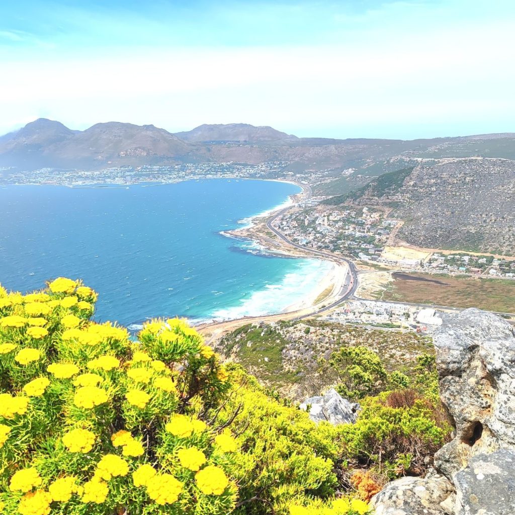 View towards Simon's Town and the Cape Peninsula | Cape Town is South Africa's most beautiful city destination | Elämää Nomadina blog