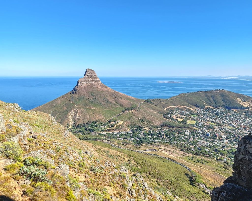 View of Lion's Head on the way to the top of Table Mountain | Cape Town is South Africa's most beautiful city destination | Elämää Nomadina blog