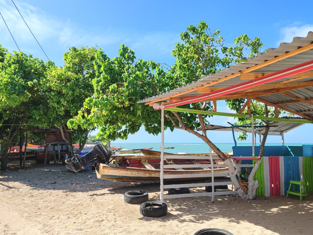 Beach scenery in Falmouth | Backpacking in Jamaica | Elämää Nomadina blog