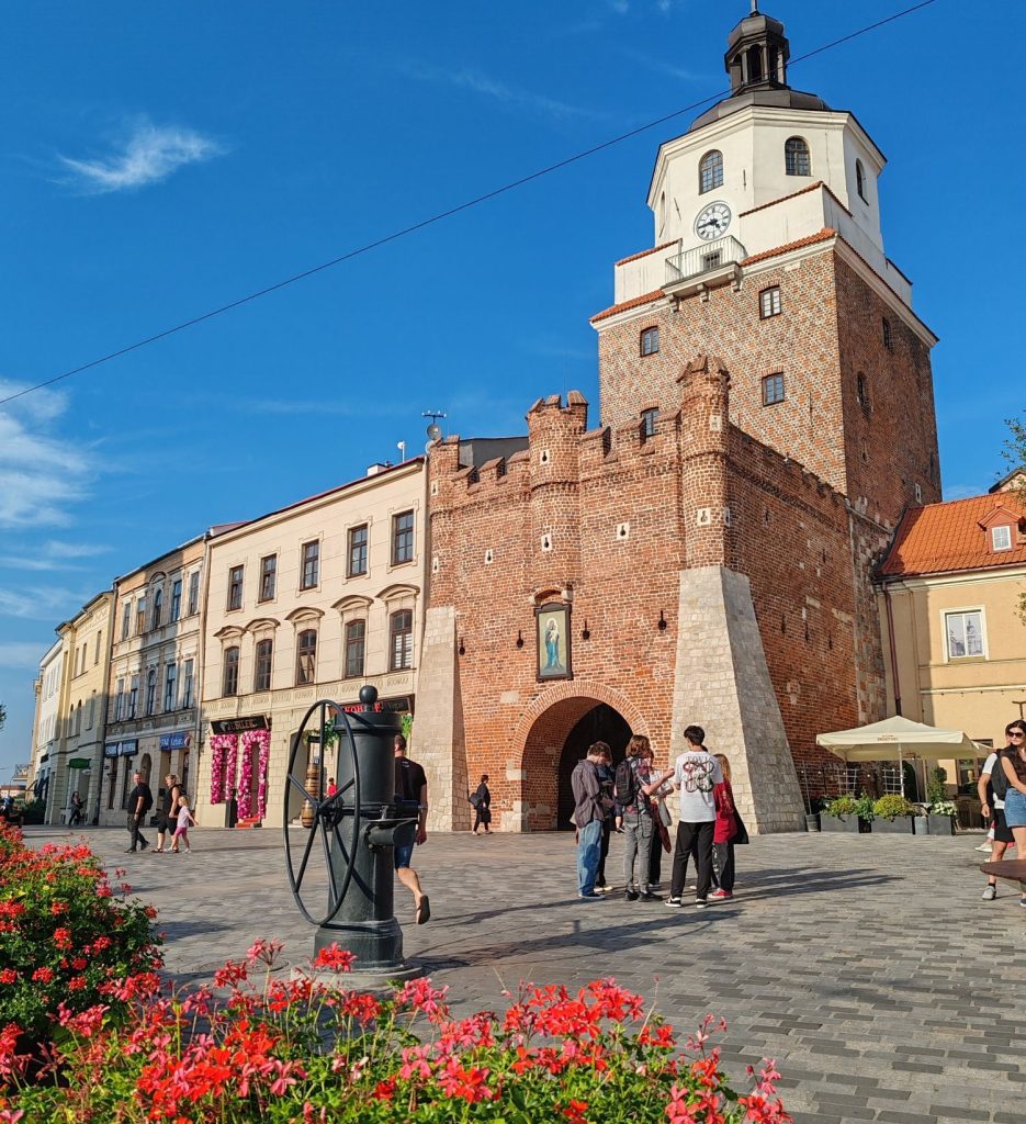 Portti vanhaan keskustaan Puolan Lublinissa | Elämää Nomadina vuosikooste 2025