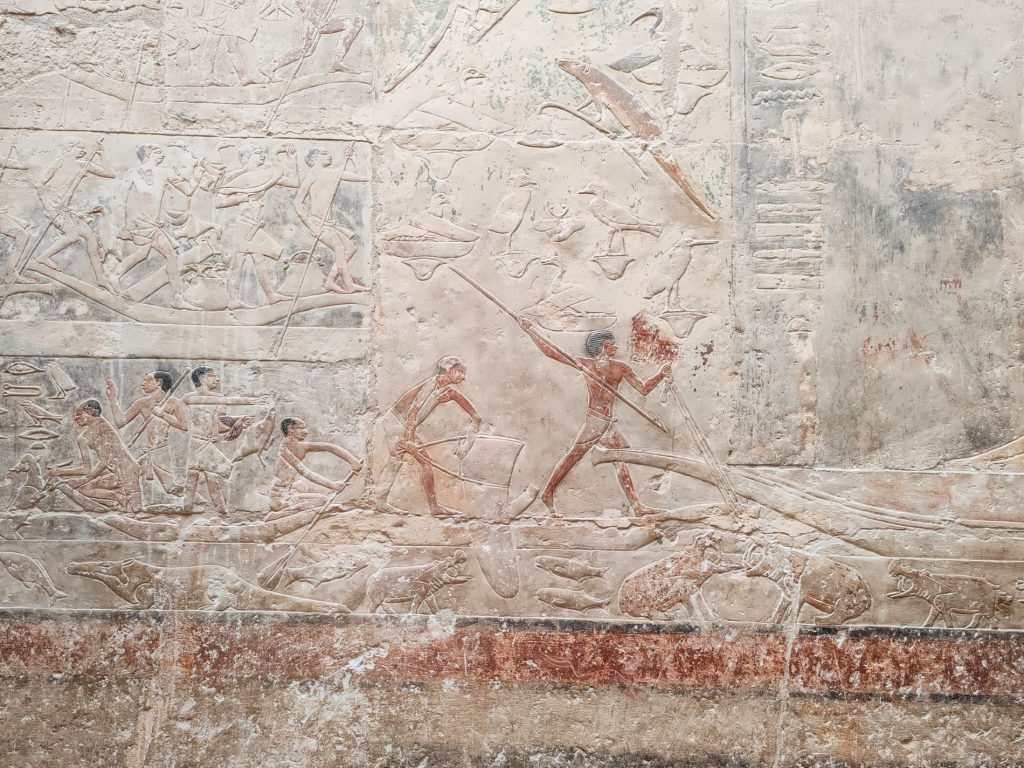 Reliefeja hautakammiossa Sakkarassa | Giza ja Kairo, Egypti | Elämää Nomadina