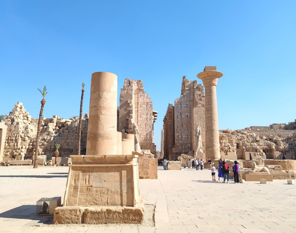 Karnakin temppelialue | Luxor, Egypti | Elämää Nomadina