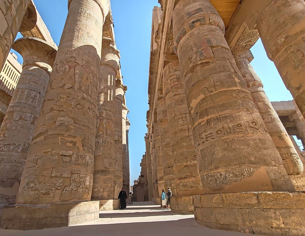 Karnakin temppelialue | Luxor, Egypti | Elämää Nomadina