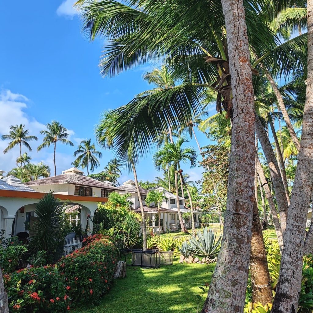 Resort on Playa Bonita in Las Terrenas | Dominican Republic; Boca Chica and Samaná Peninsula | Elámää Nomadina blog