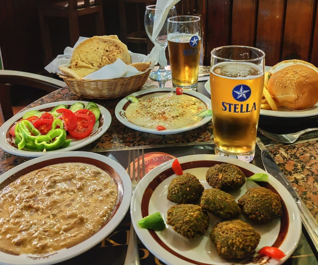 Illallinen Luxorissa | Luxor, Egypti | Elämää Nomadina