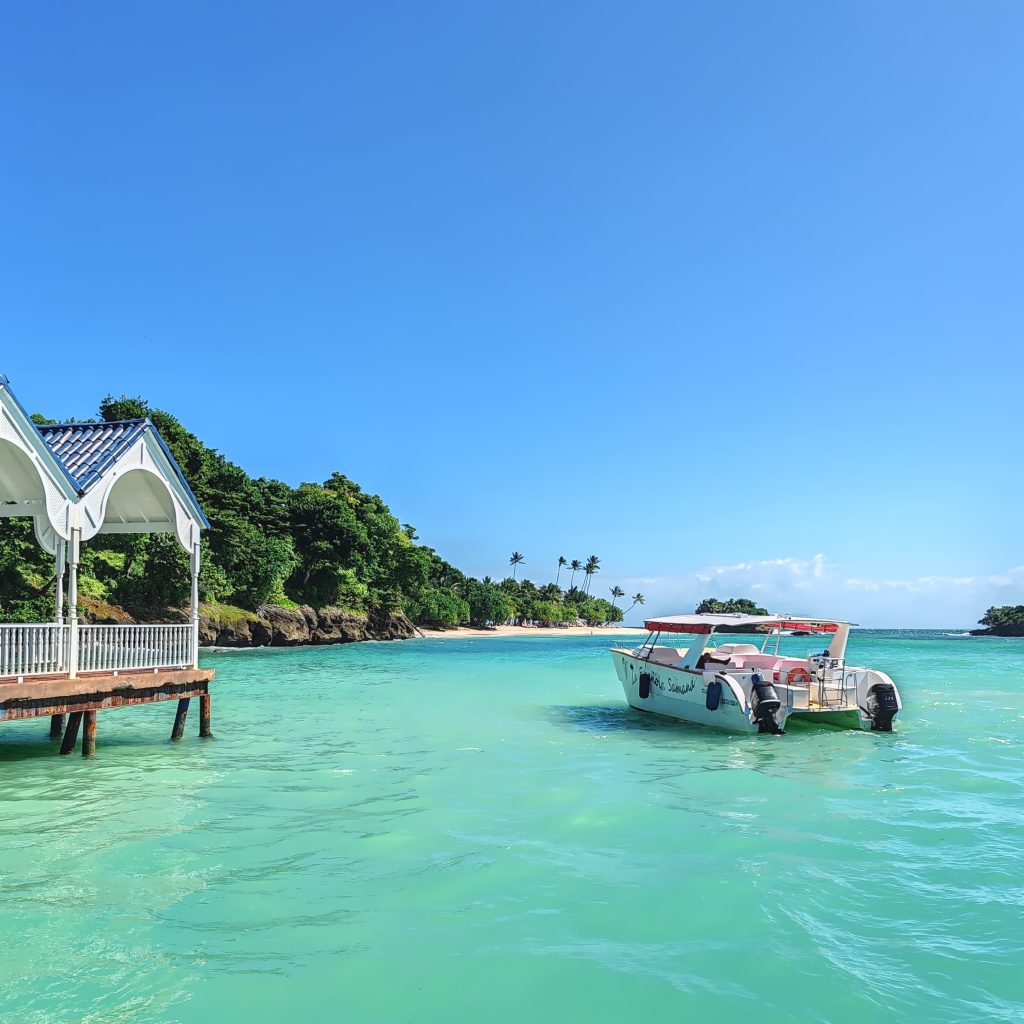 Cayo Levantado, Samaná | Dominican Republic; Boca Chica and Samaná Peninsula | Elámää Nomadina blog