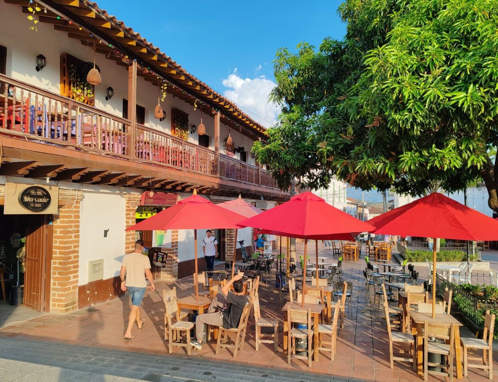 Historic center of Santa Fe de Antioquia | Colombia | Elämää Nomadina blog