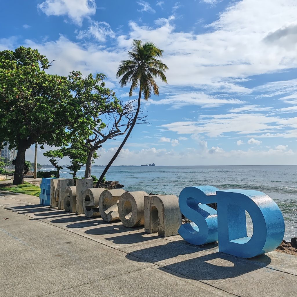 Malecon | Santo Domingon hurmaava Ciudad Cononial | Elämää Nomadina blogi