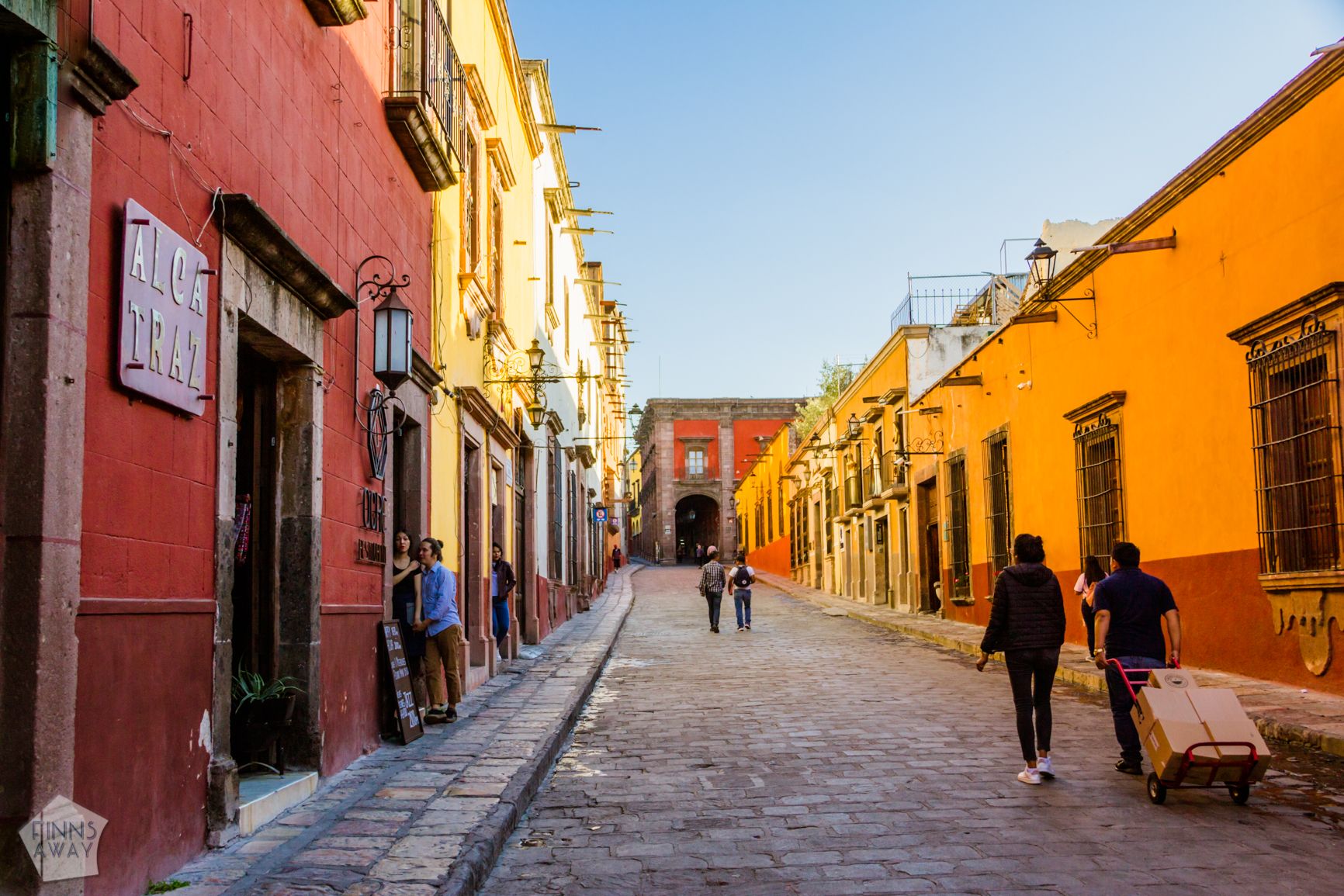 On the alleys of San Miguel de Allende | FinnsAway Travel Blog