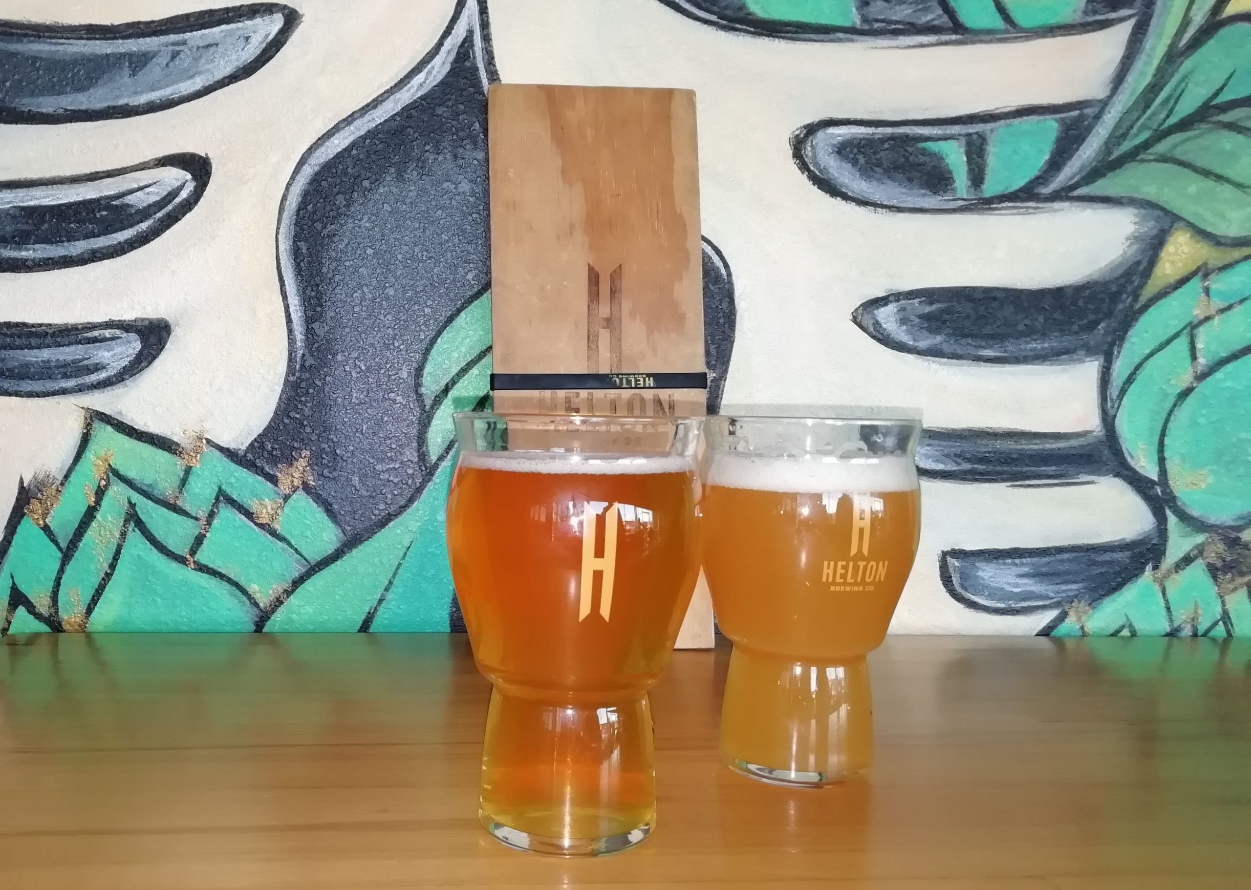 Helton Brewing | A tiny travel guide to Phoenix | FinnsAway Travel Blog