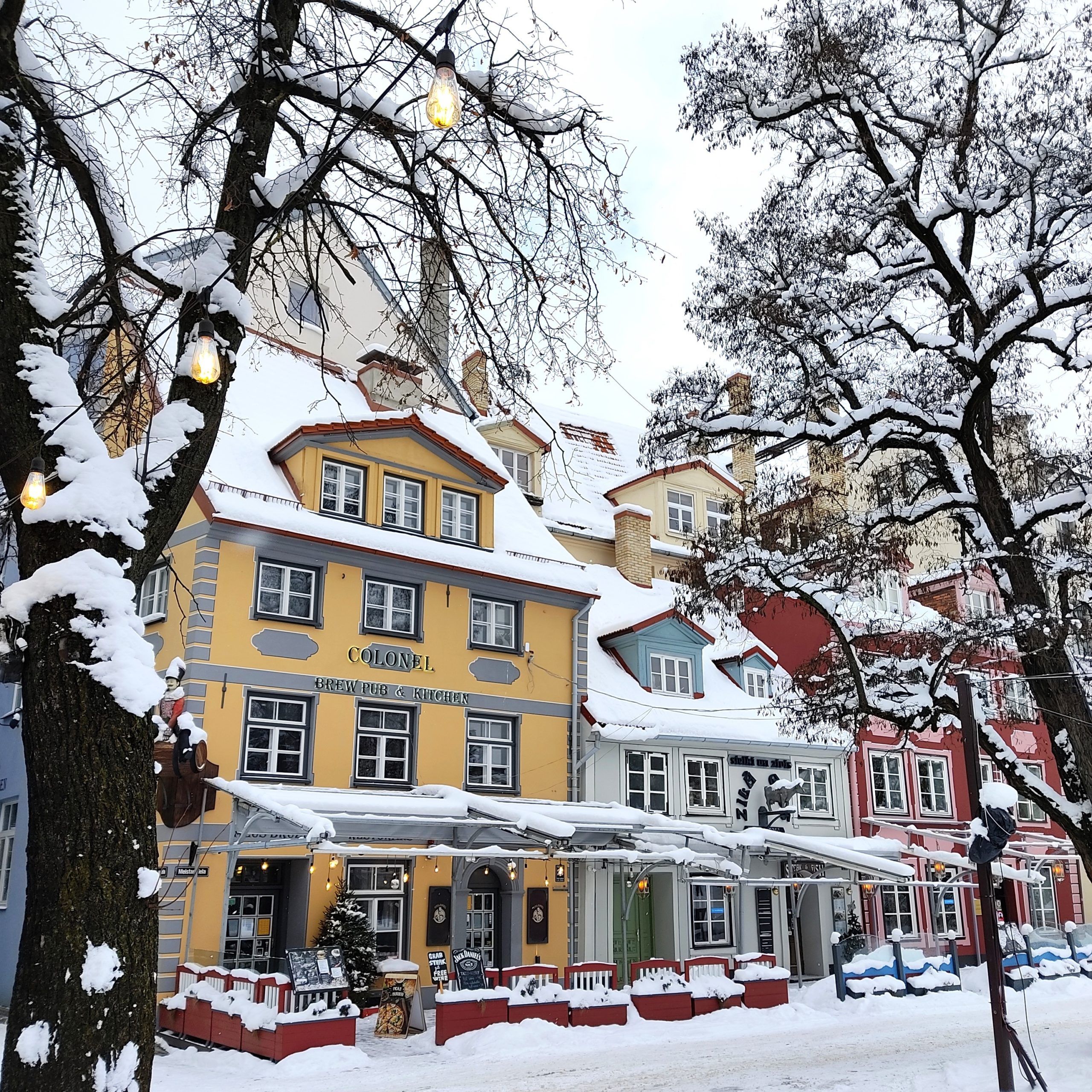 Riga Old Town in winter, Latvia | Summary of Nomad Year 2021 | FinnsAway Travel blog