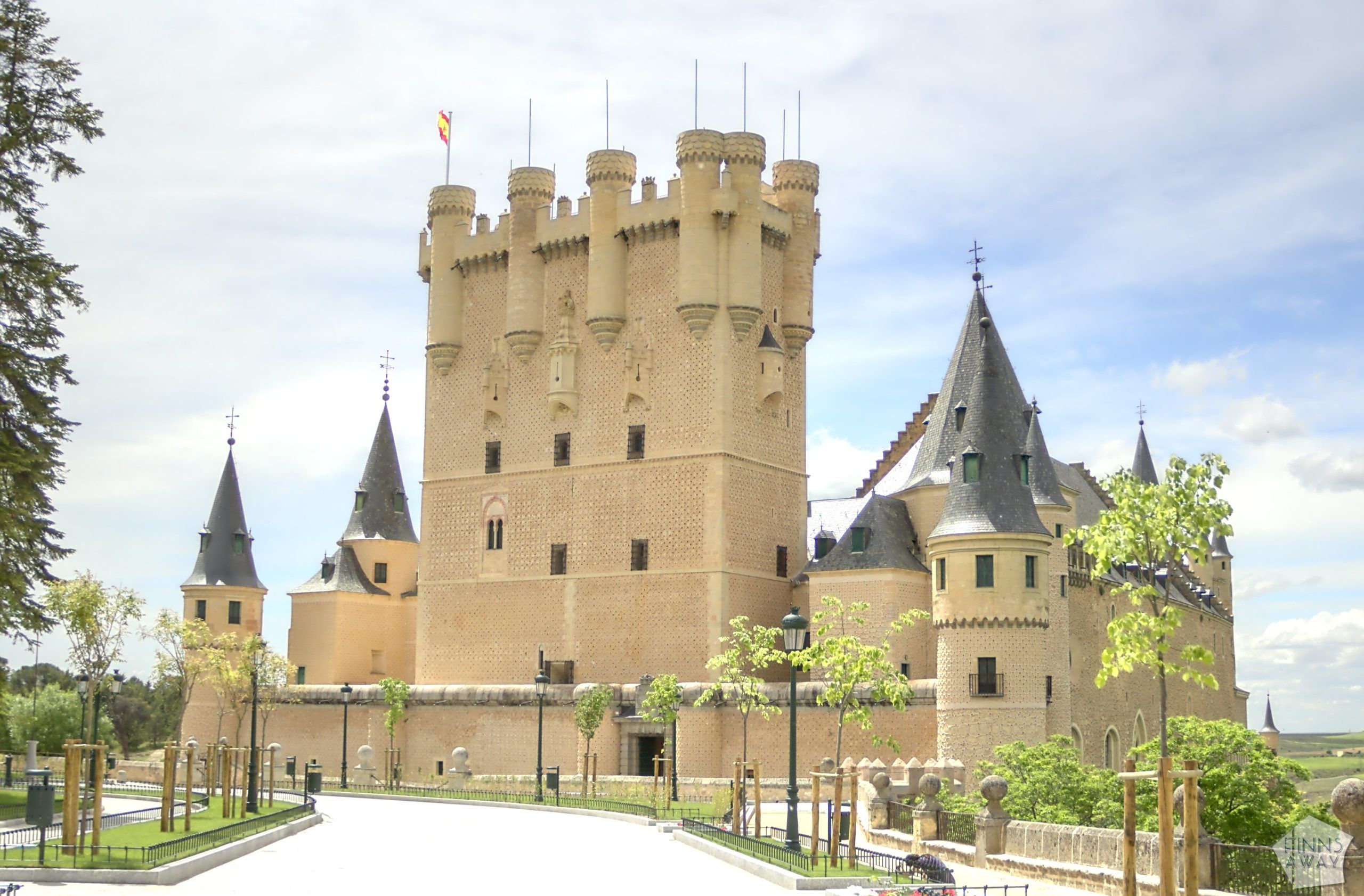 Alcázar de Segovia Spain | Summary of Nomad Year 2021 | FinnsAway Travel blog