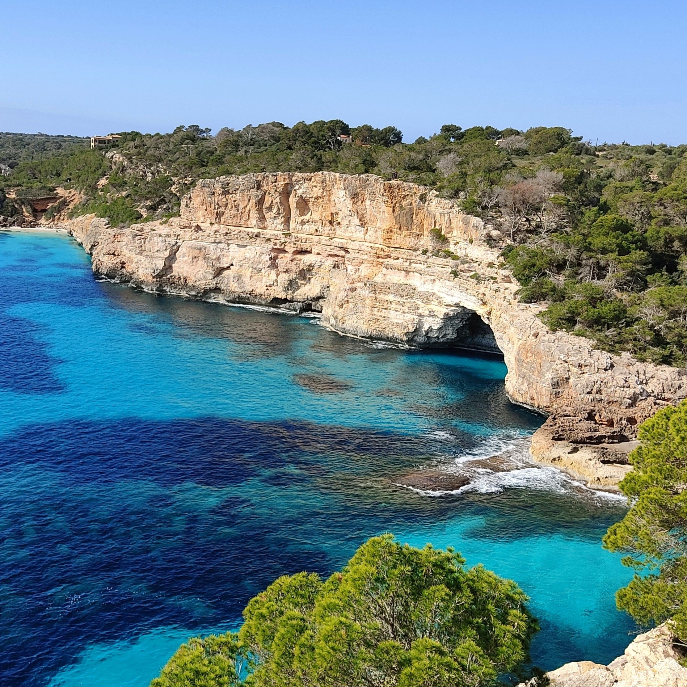 Coastal view in Mallorca, Spain | Nomad year 2022 summary | FinnsAway Travel Blog