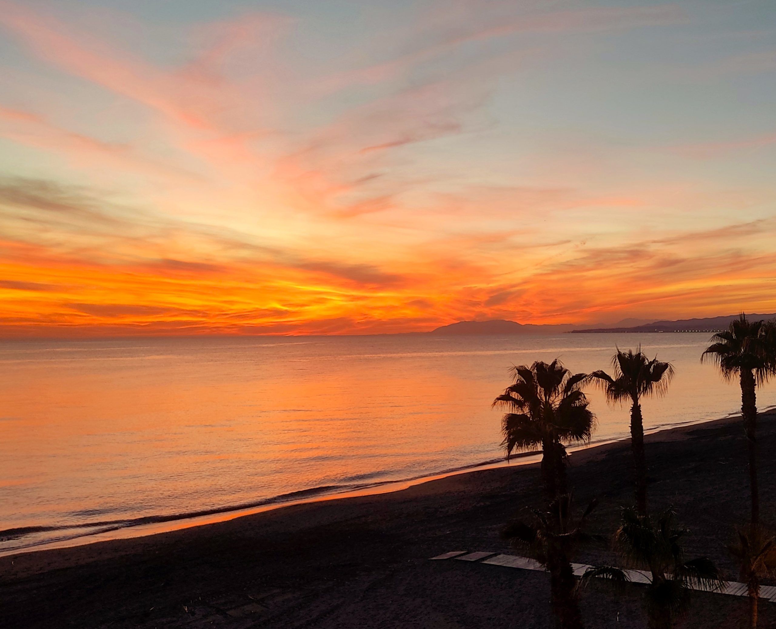 Sunset in El Morche, Spain | Nomad year 2022 summary | FinnsAway Travel Blog