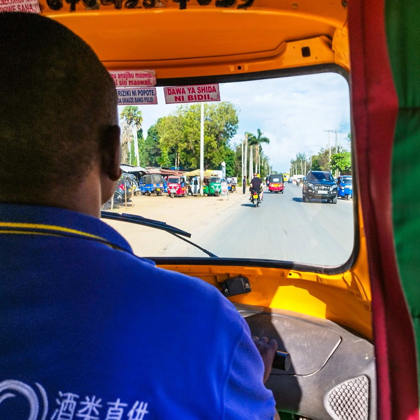 Tuk-tuk ride | Postcards from Mombasa and Diani Beach | FinnsAway Nomadic Travels