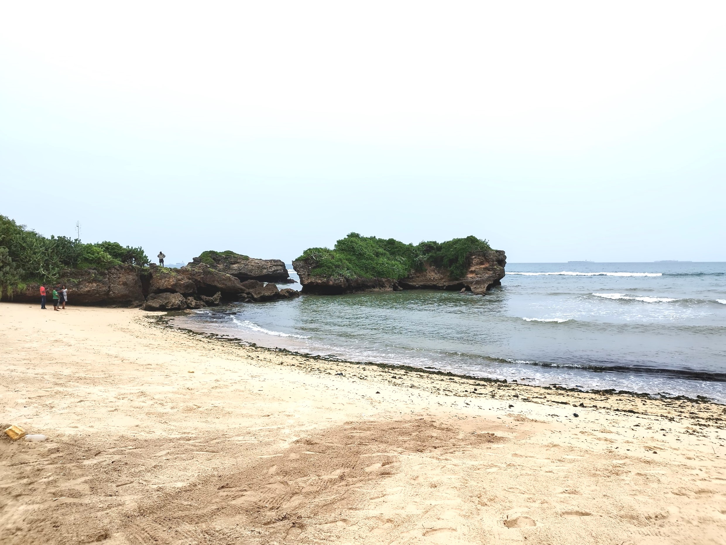 Beach in Dar es Salaam | Tanzania | FinnsAway nomadic travels