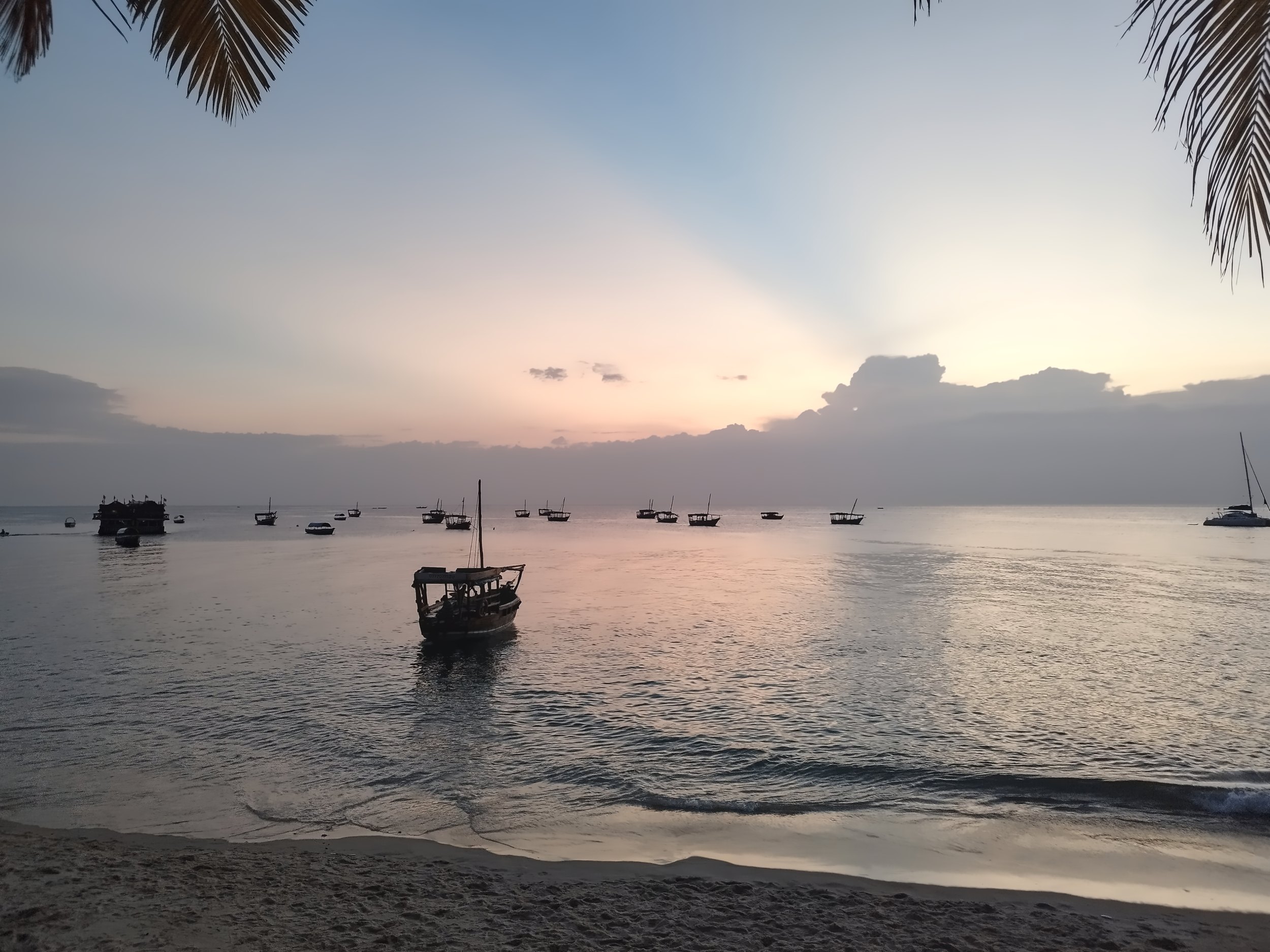 Sunset in Rock Town, Zanzibar | Tanzania | FinnsAway nomadic travels
