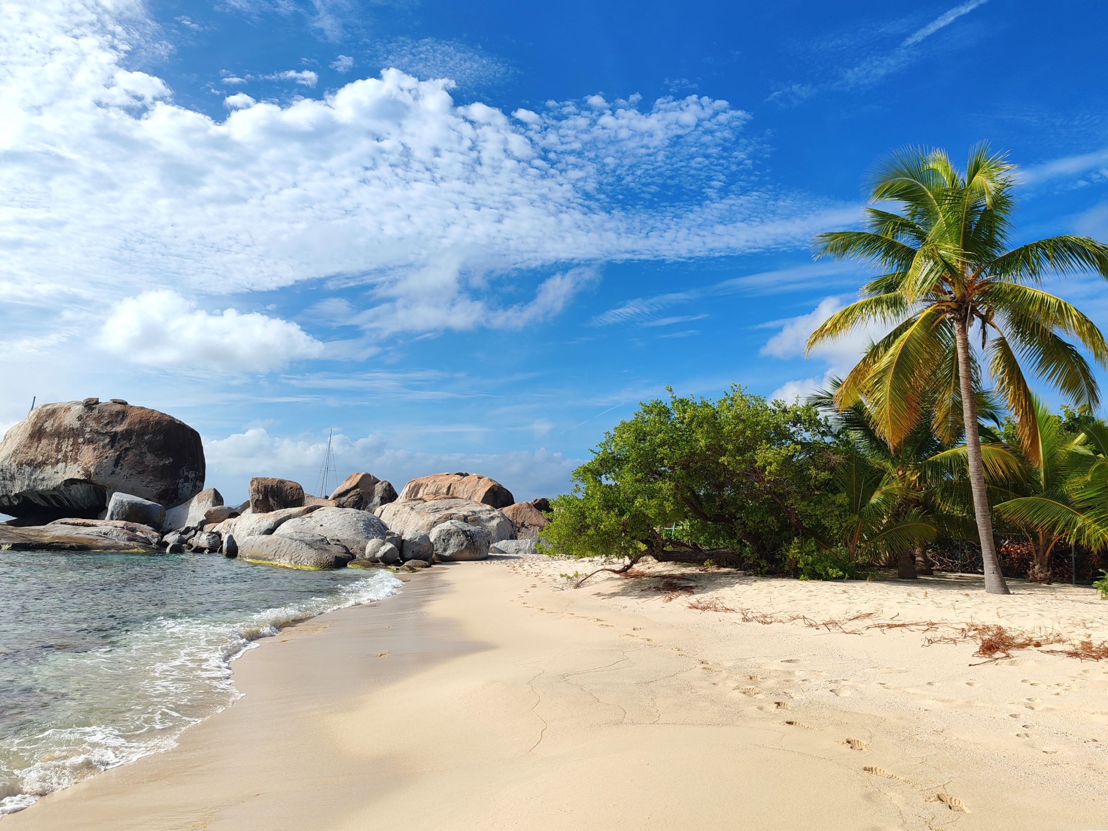 Spring Bay Beach Virgin Gorda BVI | Nomad year 2024 summary | FinnsAway Travel Blog