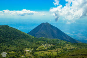 Izalvo volcano | Hiking Santa Ana Volcano in El Salvador | FinnsAway Travel Blog