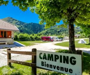 Day hike around Chamechaude, the highest peak of Chartreuse massif in eastern France, close to the city of Grenoble. What to expect and how to plan your hike. | FinnsAway travel blog