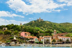 Charming port town of Collioure by the Mediterranean Sea in French Catalonia | FinnsAway Travel Blog