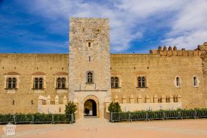 Exploring the historical, medieval city of Perpignan and the Palace of the Kings of Majorca | FinnsAway Travel Blog