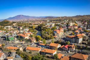 Georgia travel guides: How to visit the gorgeous Akhaltsikhe fortress and what there is to see. Destination guide to Rabati fortress with a picture gallery. | FinnsAway Travel Blog