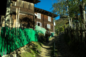 Mountainous inland Adjara in Georgia is home to beautiful nature and small rural mountain villages. We visited Khulo and took a cable car ride to tiny Tago, where you can also trek along marked hiking trails. | FinnsAway Travel Blog