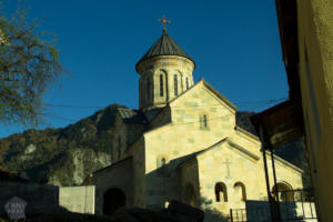 Mountainous inland Adjara in Georgia is home to beautiful nature and small rural mountain villages. We visited Khulo and took a cable car ride to tiny Tago, where you can also trek along marked hiking trails. | FinnsAway Travel Blog