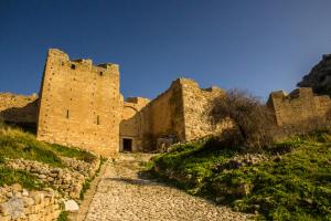 Acrocorinth | Traveling in Peloponnese