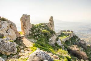 Acrocorinth | Traveling in Peloponnese