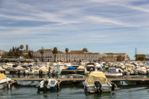 Road trip north from Lisbon – 1 week itinerary in Estremadura region including Peniche, Nazare, Alcobaca monastery, Obidos, Mafra, Sintra and Cascais | FinnsAway