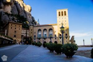 Short guide to visiting Montserrat Monastery and Montserrat Nature Park in Catalonia, Spain | FinnsAway Nomad Travels