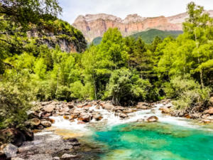 Ordesa and Monte Perdido National Park | Hiking and camping in Ordesa Valley, Spain | FinnsAway Travel Blog