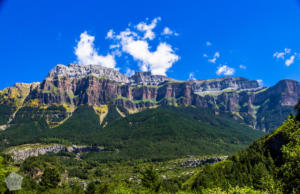 Ordesa and Monte Perdido National Park | Hiking and camping in Ordesa Valley, Spain | FinnsAway Travel Blog