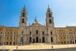 Palace of Mafra, Road-Trip-in-Portugal-2018-FinnsAway