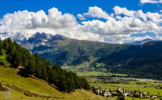 Mestia, the capital of Svaneti region in Georgia, in the heart of Caucasus mountains, is a great base for enjoying mountain views, hiking and skiing. | FinnsAway Nomad Travelers