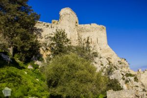 Kantara Castle is one of three medieval castles on Kyrenia Mountains, North Cyprus. Castle ruins are located on a mountain top, and come with amazing views. | FinnsAway Travel Blog