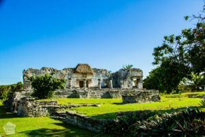 Mayan ruins of Tulum in Riviera Maya, Yucatan Peninsula, Mexico in October | FinnsAway Travel Blog
